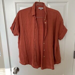 🦃Unisex Orange made well button up blouse Medium
